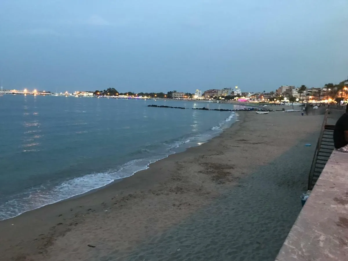 Belvedere Naxos 10 Lägenhet Giardini Naxos